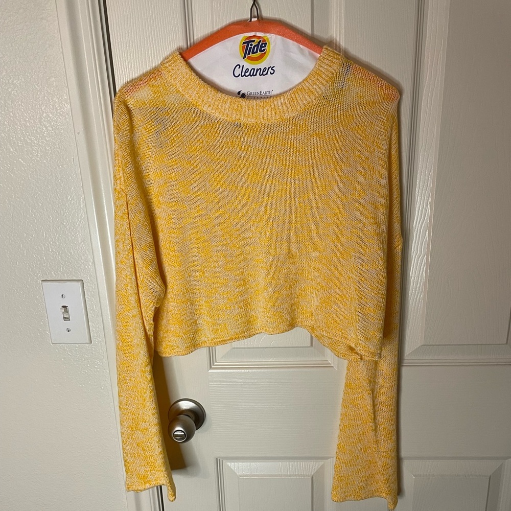 Mustard yellow crop knit sweater
